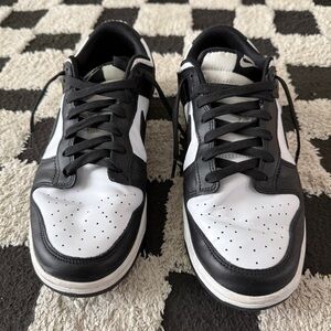 Nike Dunk Low Retro Panda Sneaker